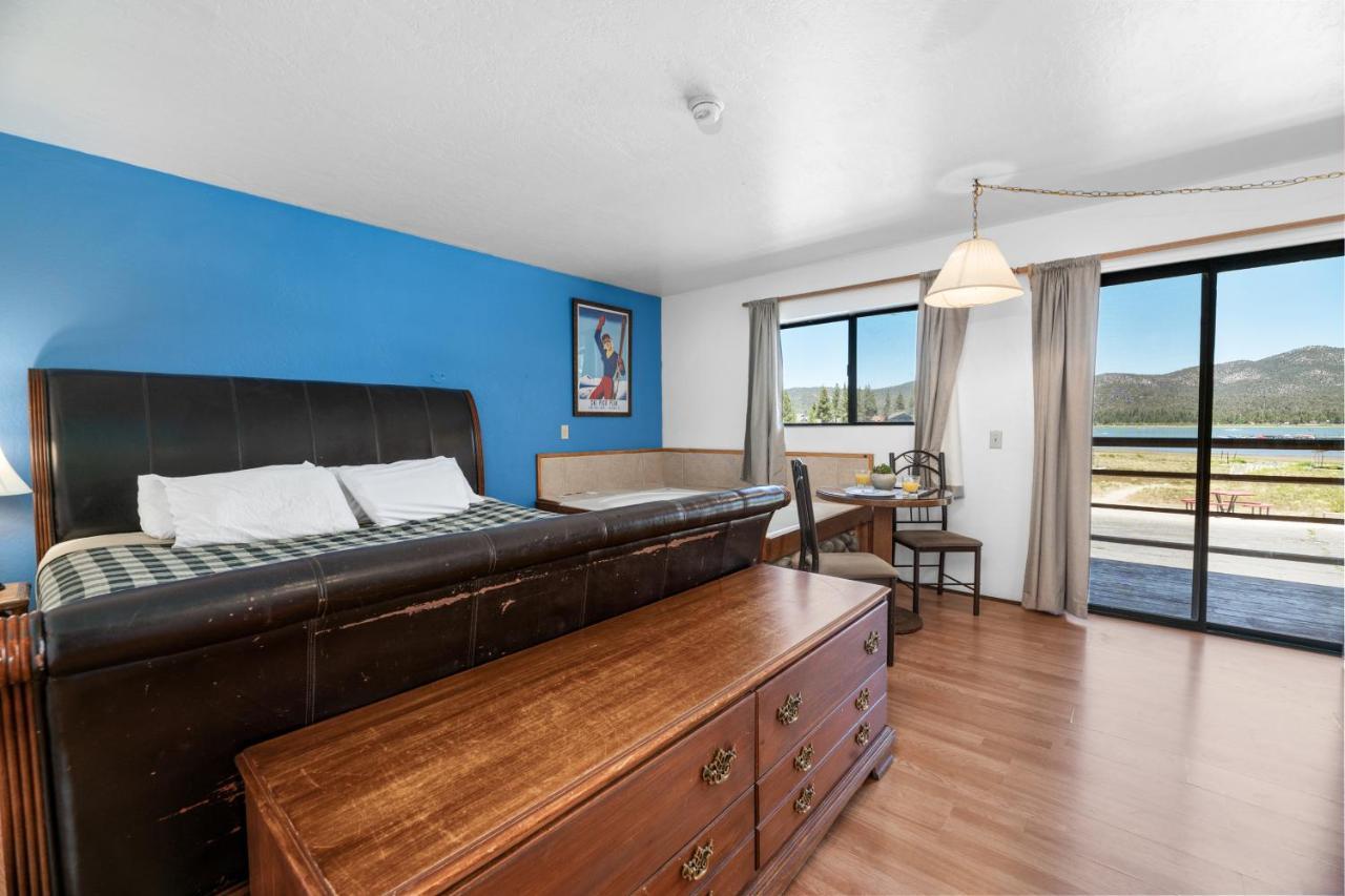Big Bear Lake Front Lodge Bagian luar foto