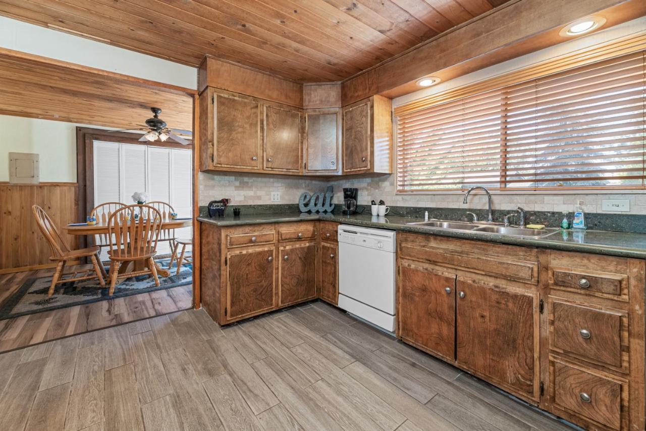 Big Bear Lake Front Lodge Bagian luar foto