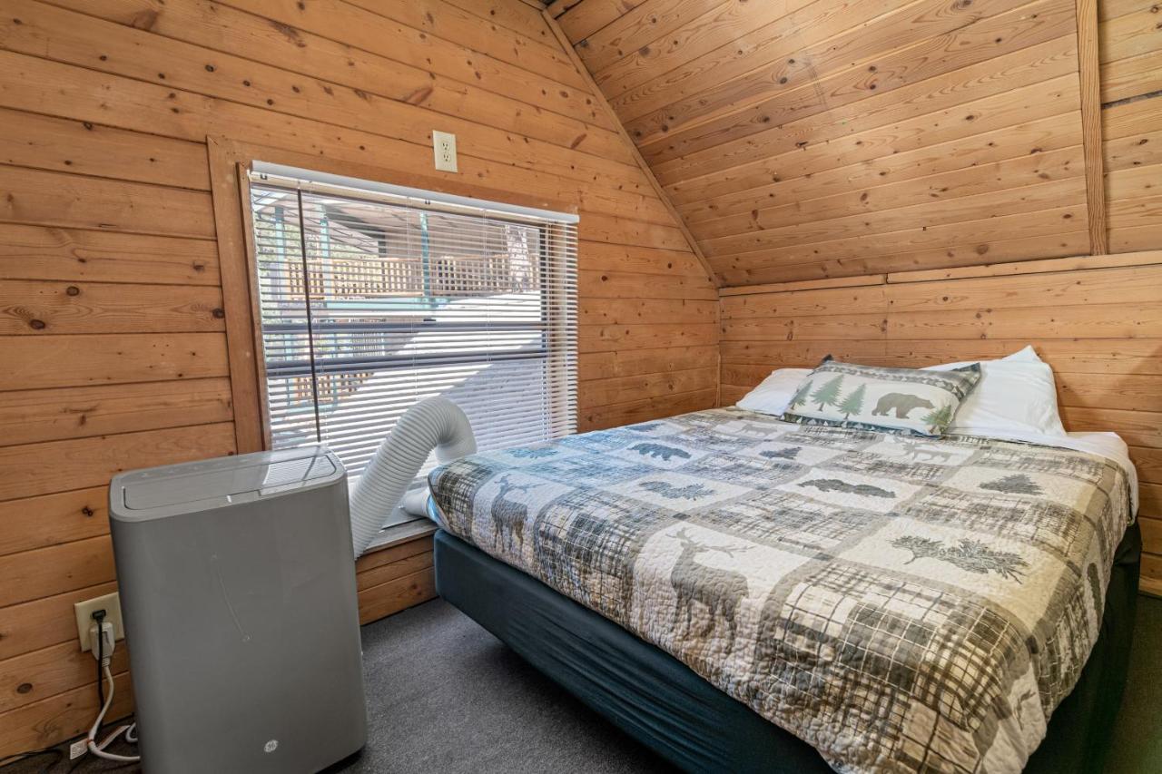 Big Bear Lake Front Lodge Bagian luar foto