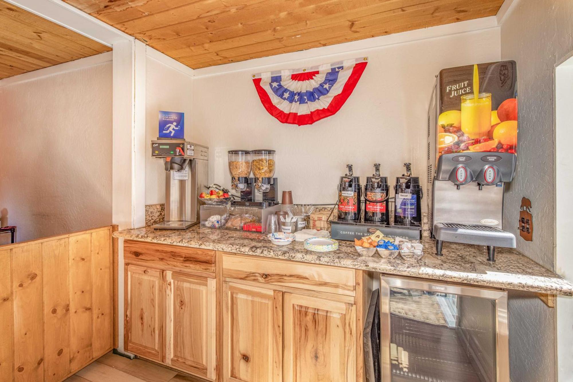 Big Bear Lake Front Lodge Bagian luar foto